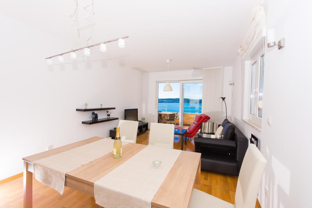 Apartment Labadusa Trogir Zewnętrze zdjęcie